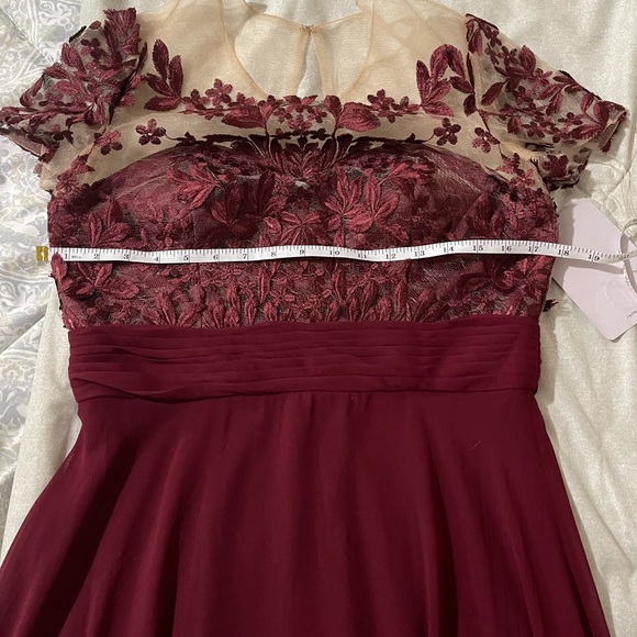 JS Collections Embroidered Illusion Bodice Dress - Picture 10 of 11